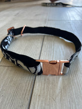 Load image into Gallery viewer, Dog Collar . Lava Hawaii