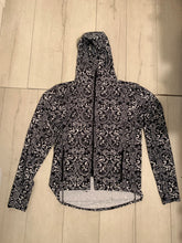 Load image into Gallery viewer, The Passion Hoodie . Kona Print