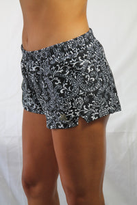 Run Short . Kona . Women